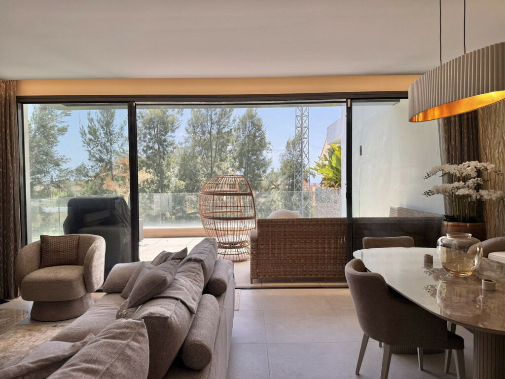 Penthouse Cabopino Málaga - image 17