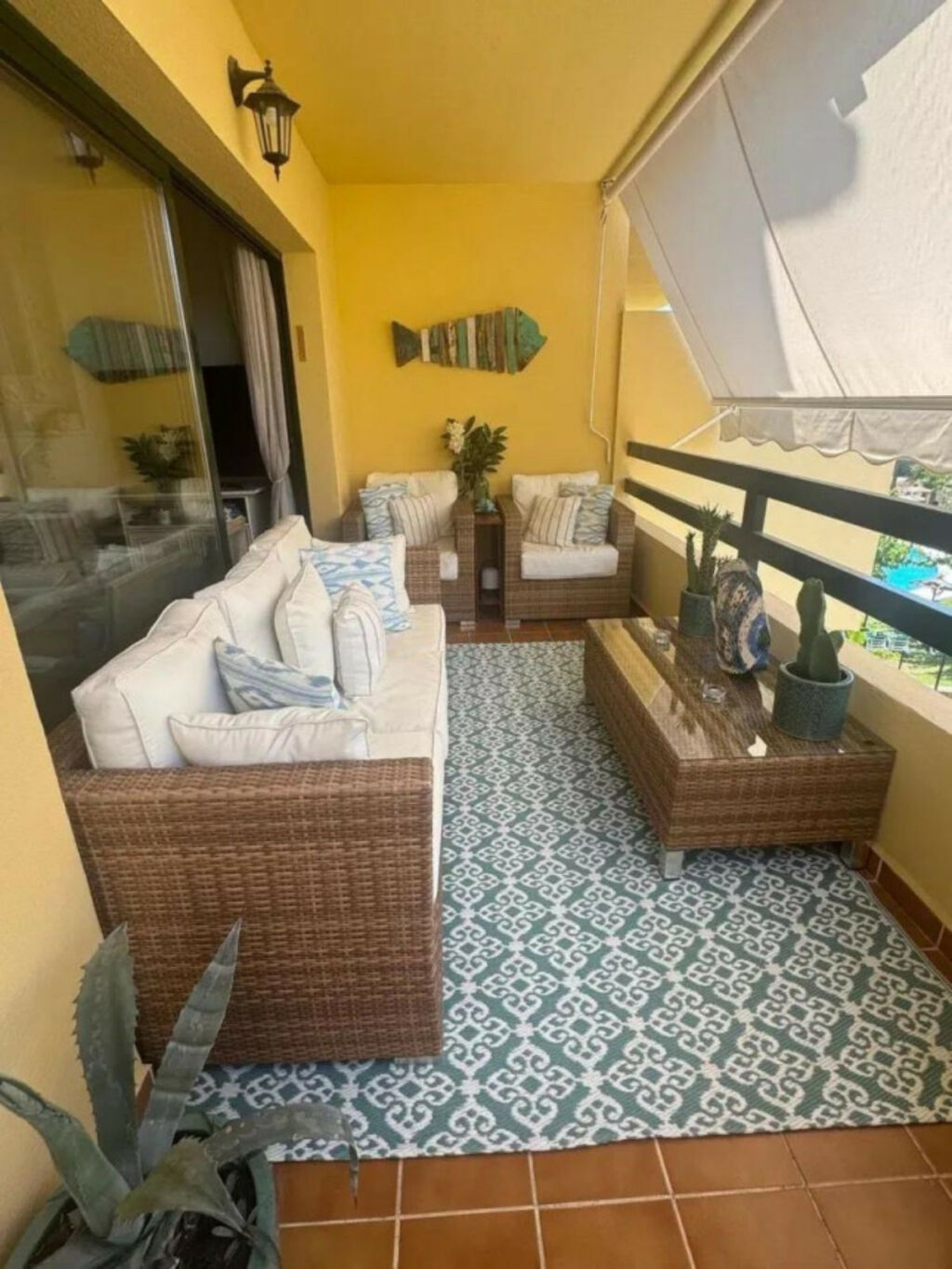 Middle Floor Apartment Selwo Málaga - image 17