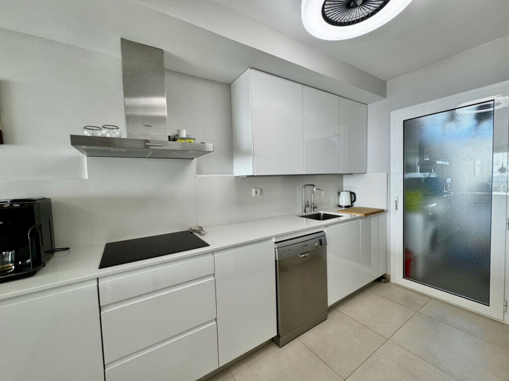Middle Floor Apartment Torreblanca Málaga - image 17
