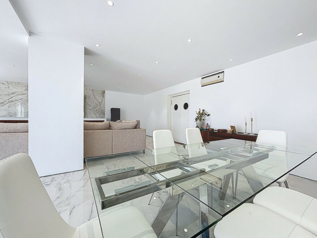 Detached Villa Almayate Málaga - image 17