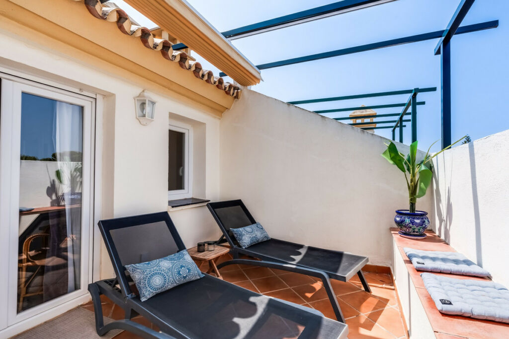 Penthouse Duplex Nueva Andalucía Málaga - image 17