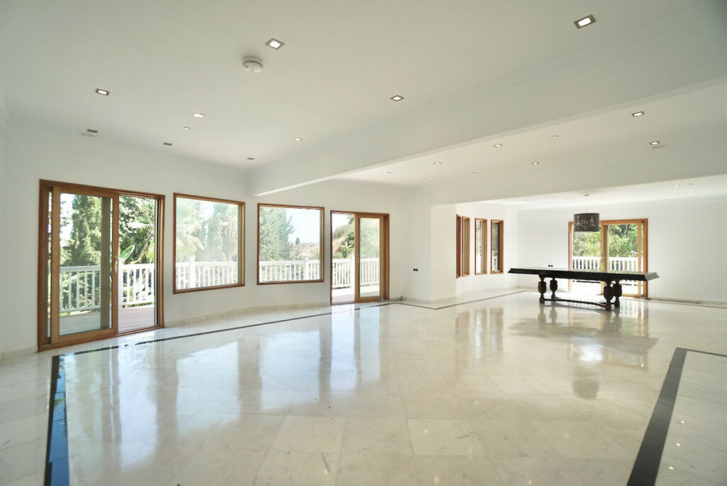 Detached Villa Benahavís Málaga - image 17