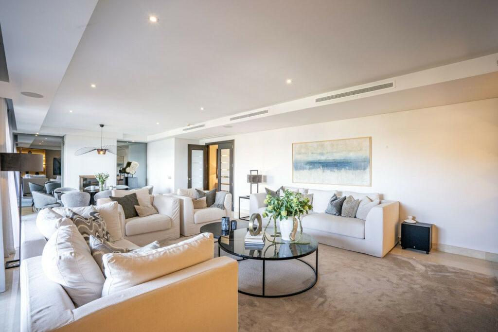 Penthouse Duplex Puerto Banús Málaga - image 17