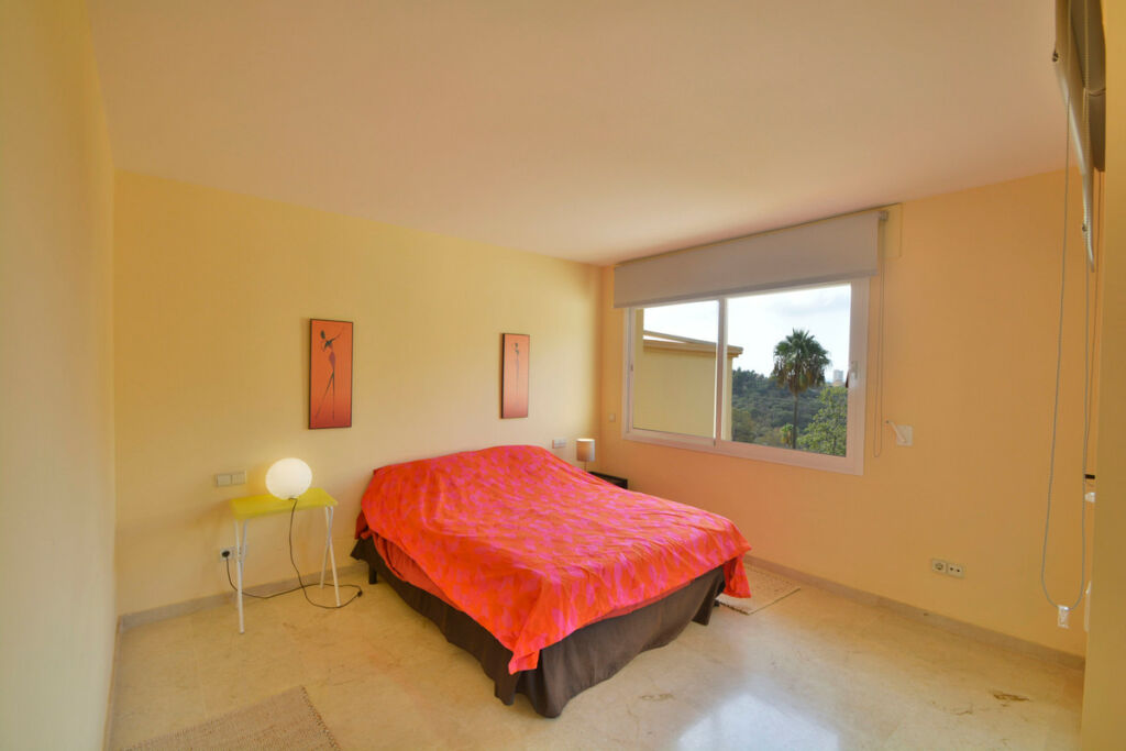 Middle Floor Apartment Elviria Málaga - image 17