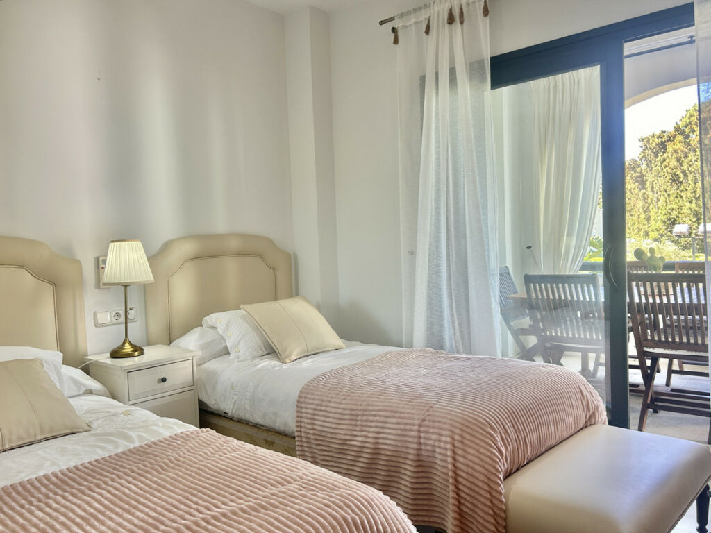 Middle Floor Apartment Sotogrande Costa Cádiz - image 17