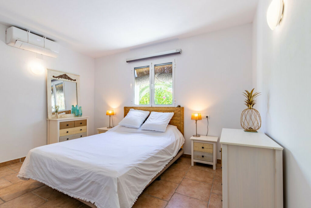 Detached Villa Benissa Alicante - image 17