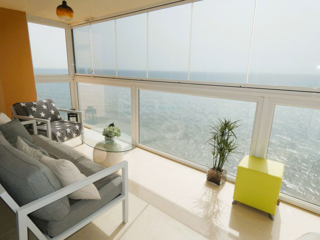Middle Floor Apartment Torrevieja Alicante - image 17