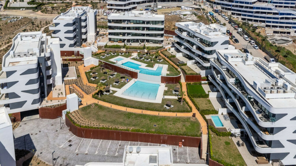 Top Floor Apartment Fuengirola Málaga - image 17