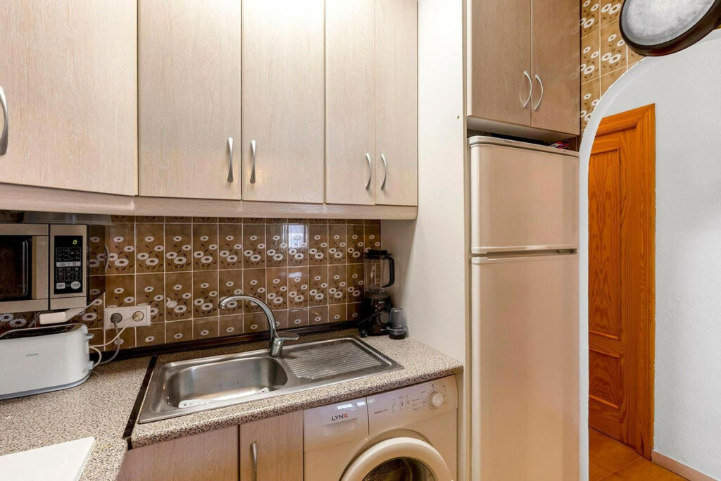 Ground Floor Apartment Torrevieja Alicante - image 17