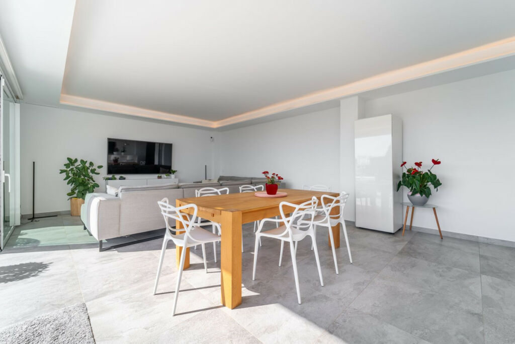 Penthouse La Capellania Málaga - image 17