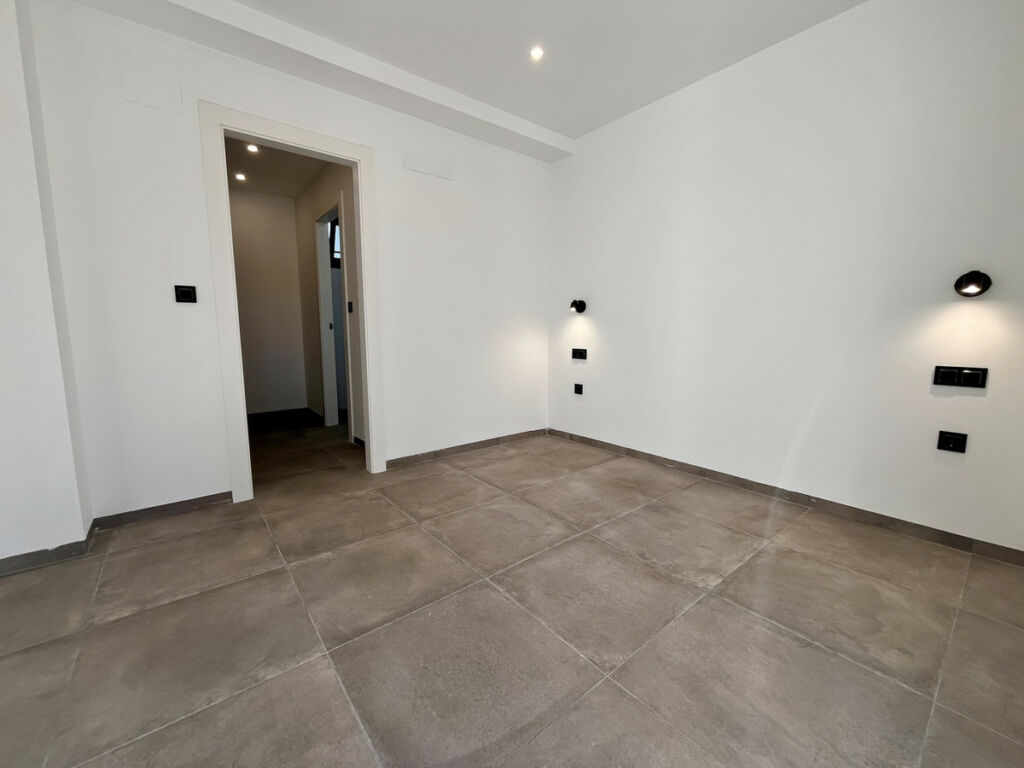 Detached Villa Torrevieja Alicante - image 17