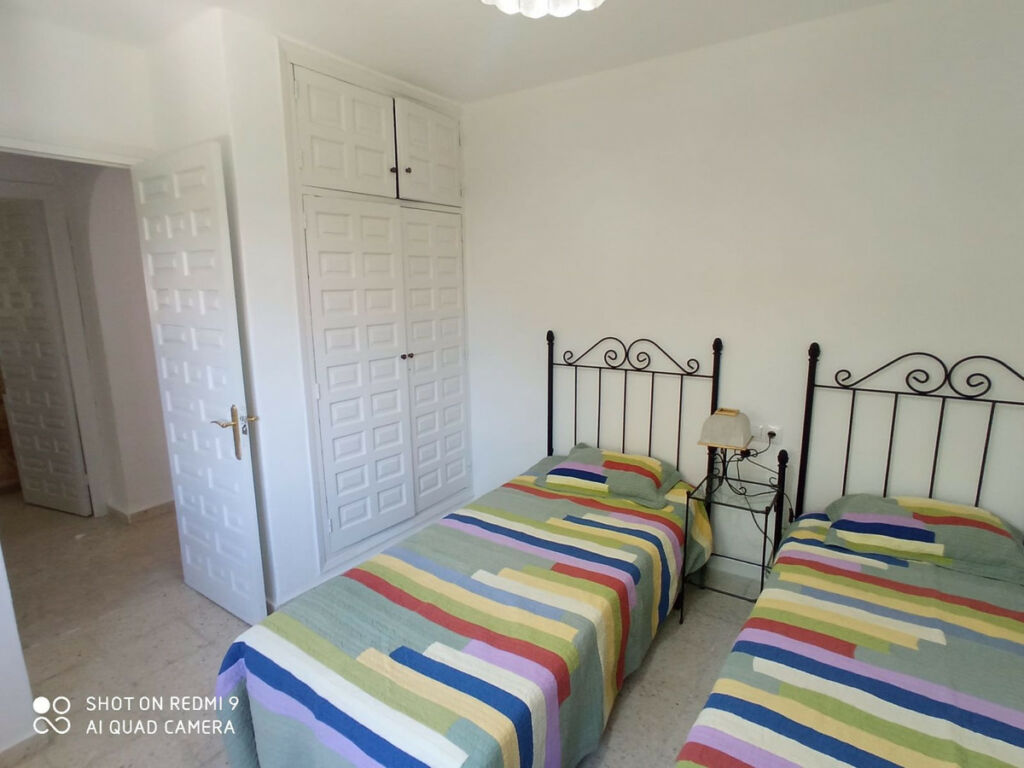 Detached Villa Río Real Málaga - image 17