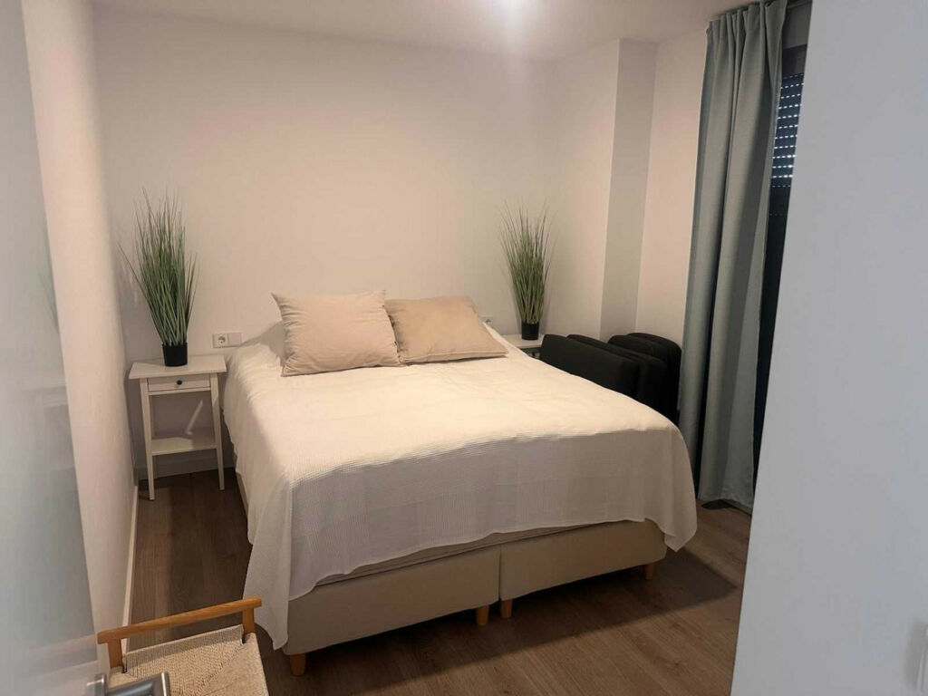 Penthouse Estepona Málaga - image 17