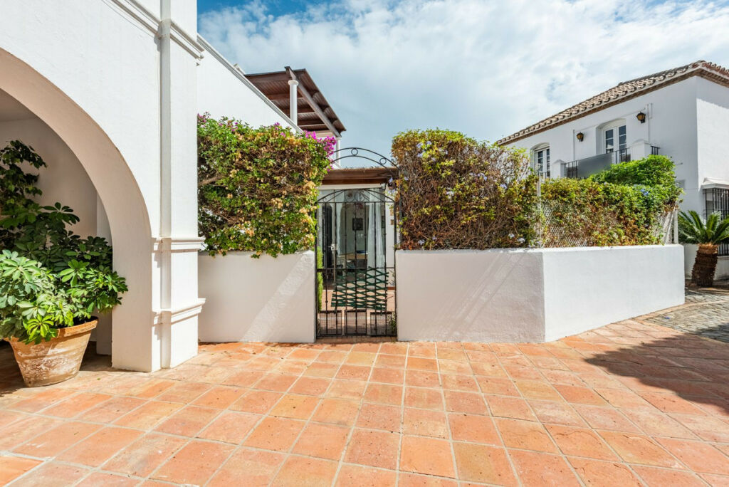 Ground Floor Apartment Benamara Málaga - image 17