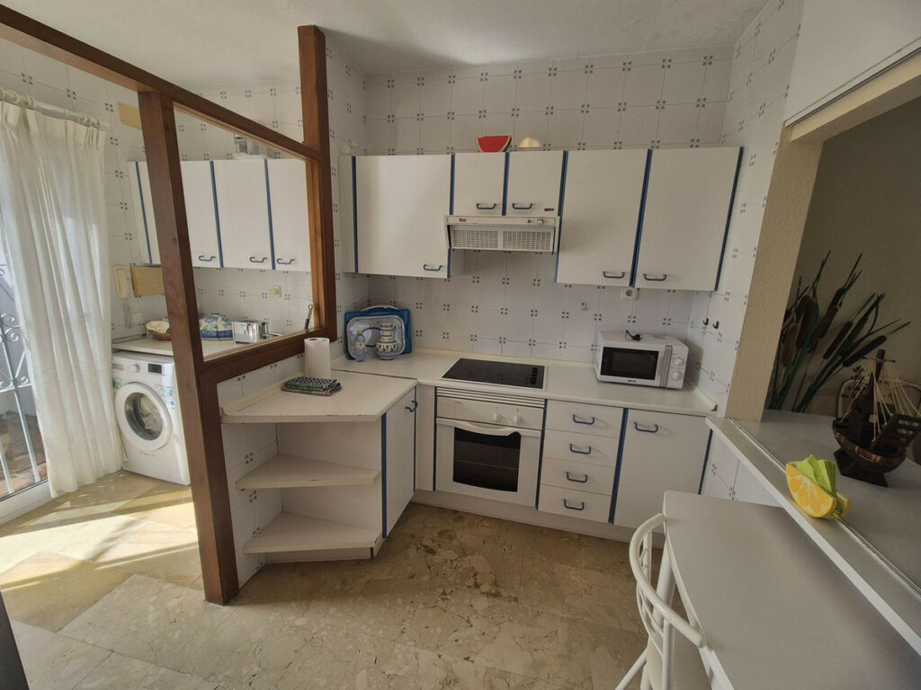 Townhouse Guadalmina Baja Málaga - image 28