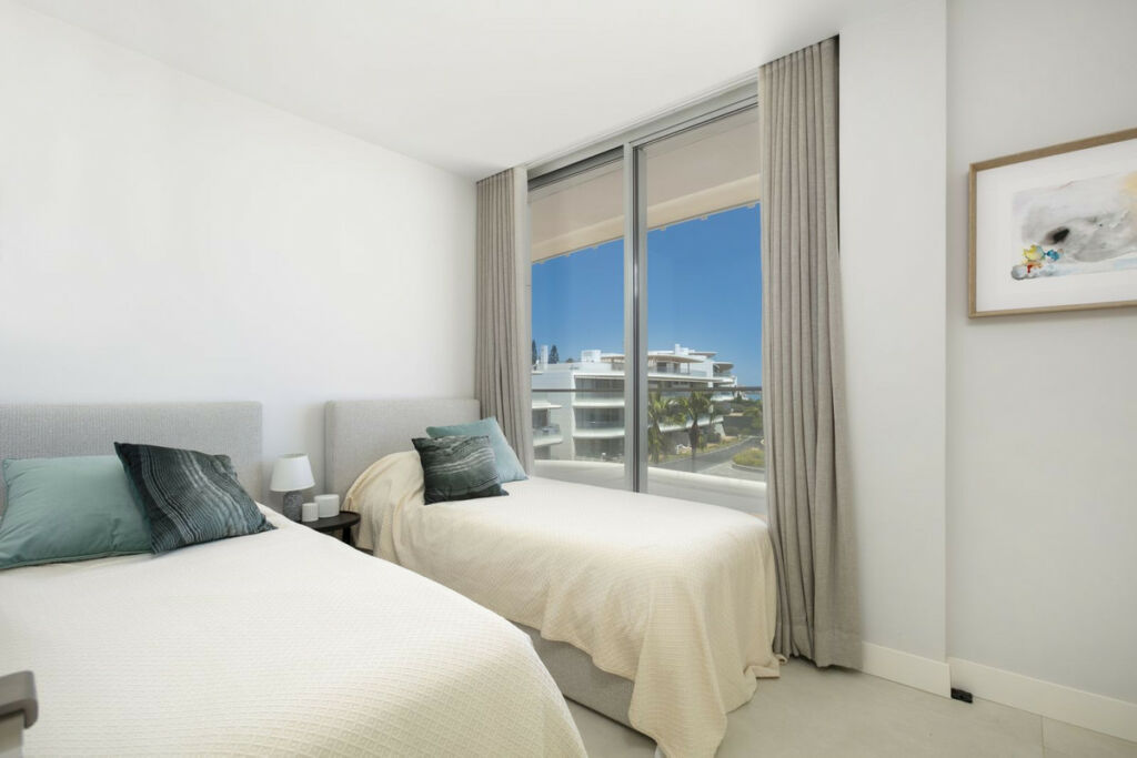 Penthouse Estepona Málaga - image 17