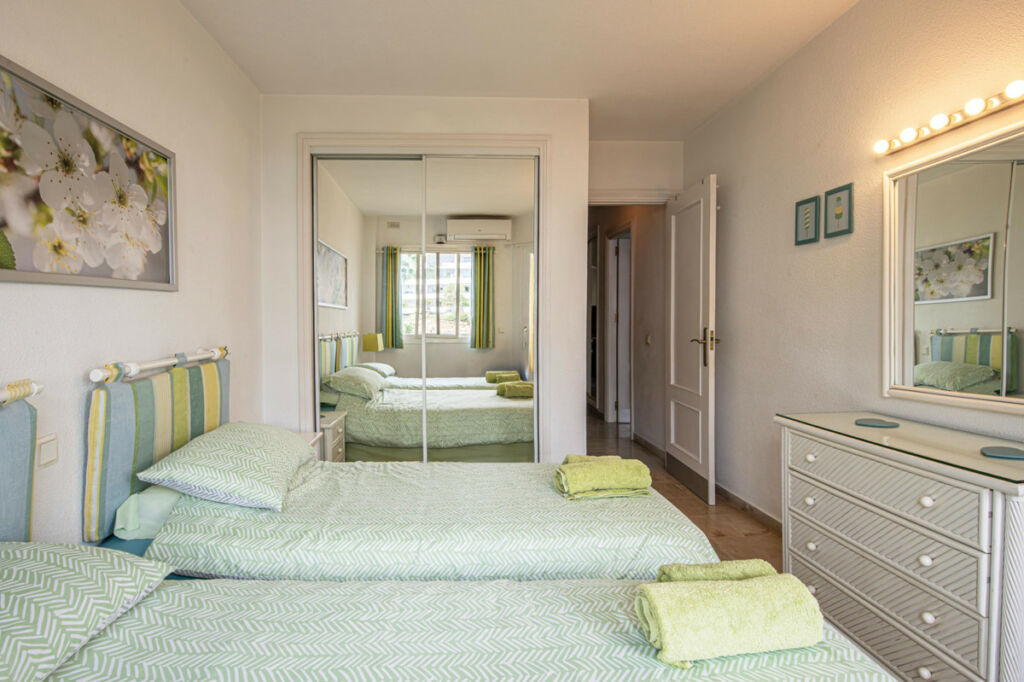 Ground Floor Apartment Calahonda Málaga - image 17