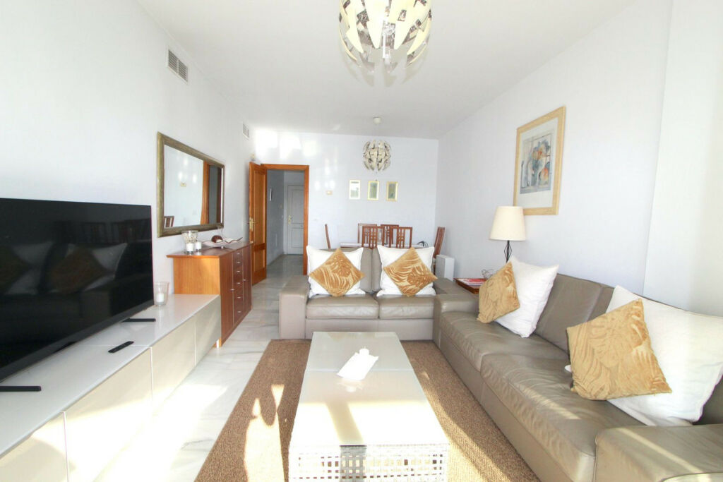 Middle Floor Apartment Miraflores Málaga - image 17