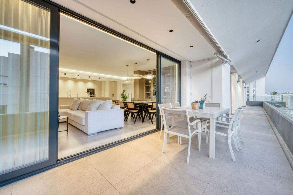 Penthouse San Pedro de Alcántara Málaga - image 2