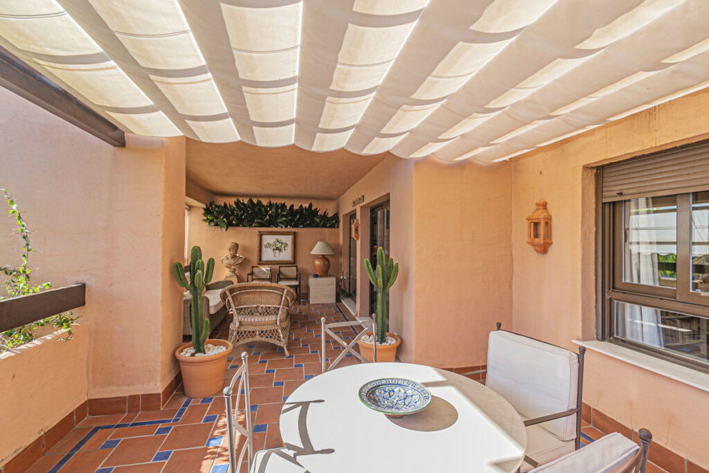 Middle Floor Apartment Hacienda del Sol Málaga - image 17