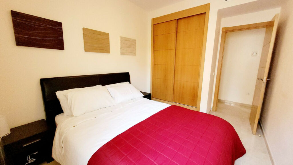 Middle Floor Apartment Benalmadena Málaga - image 17