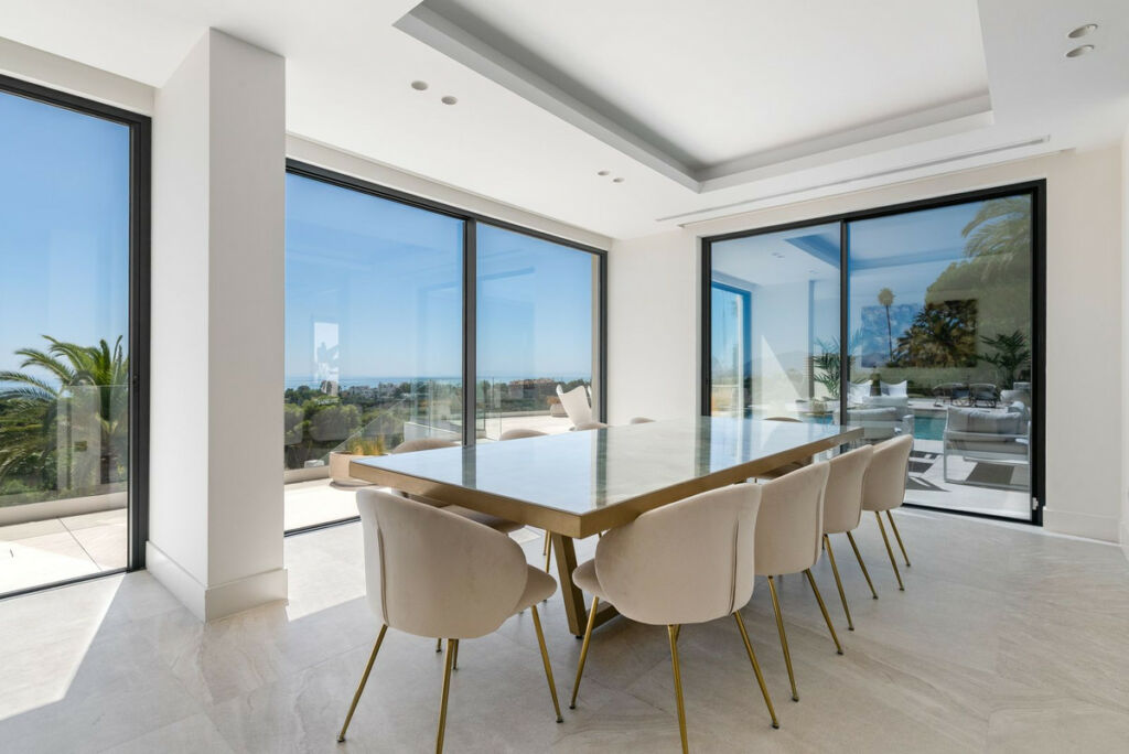 Detached Villa Río Real Málaga - image 17