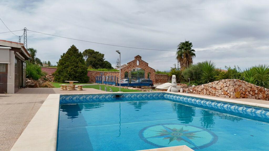 Detached Villa Alhaurín el Grande Málaga - image 17