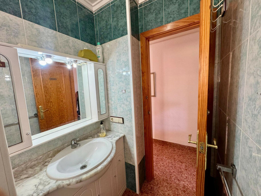 Penthouse Torrevieja Alicante - image 17