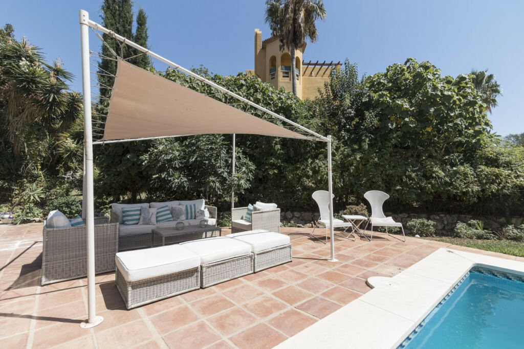 Detached Villa El Rosario Málaga - image 17