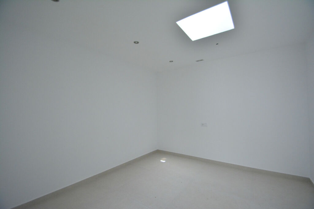 Detached Villa Los Montesinos Alicante - image 17