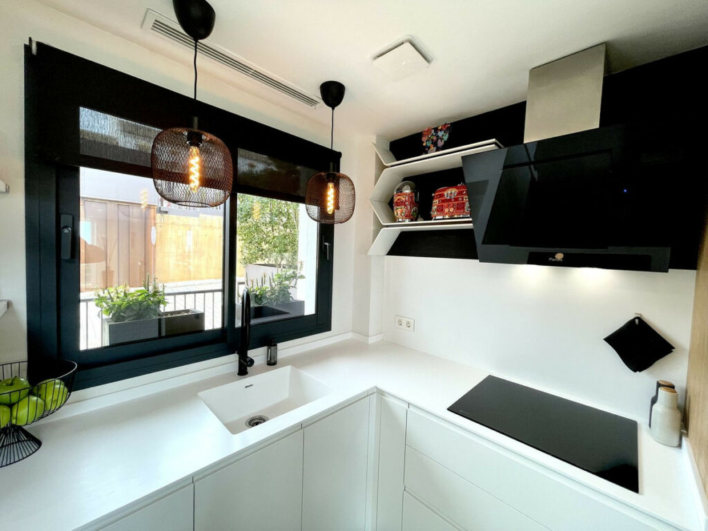 Semi-Detached House Cabopino Málaga - image 17