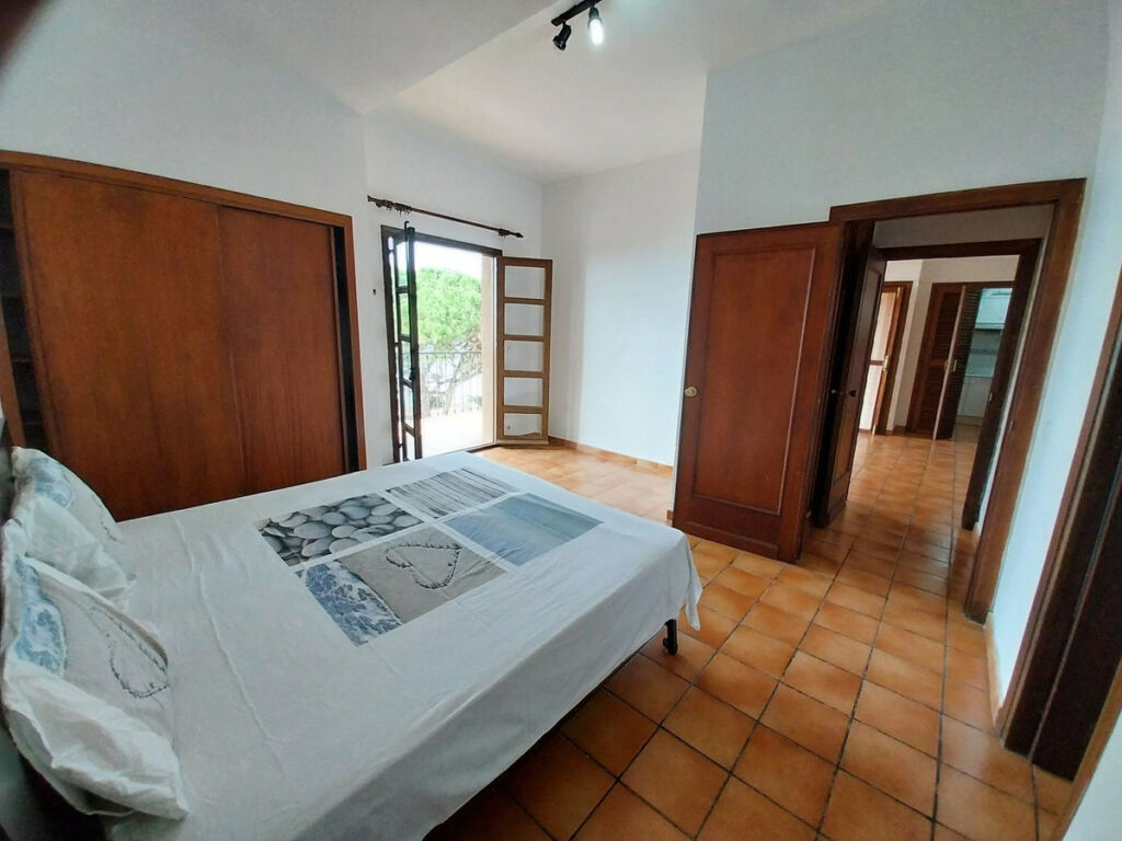 Middle Floor Apartment Calahonda Málaga - image 18