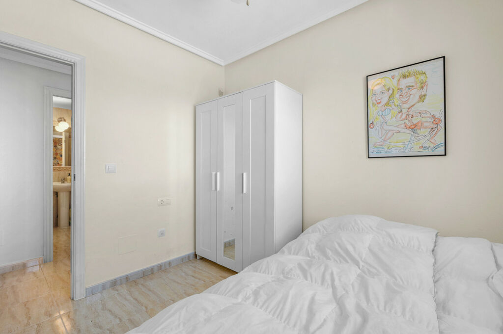 Penthouse Villamartin Alicante - image 17