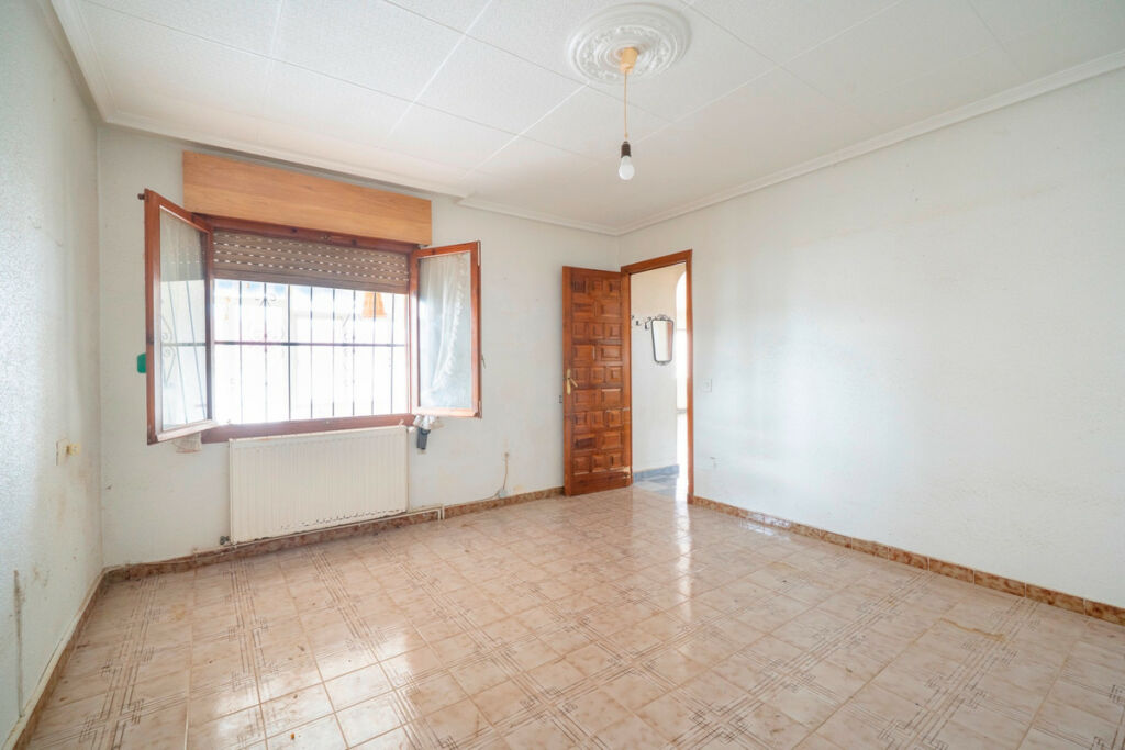 Detached Villa Ciudad Quesada Alicante - image 17