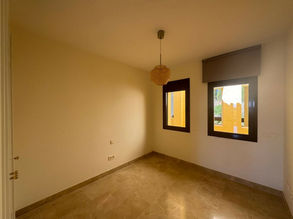 Middle Floor Apartment Manilva Málaga - image 17