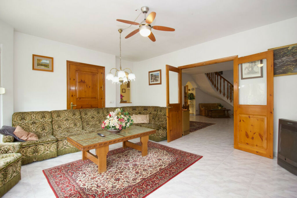 Detached Villa Alhaurín el Grande Málaga - image 17