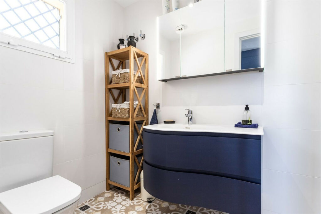 Penthouse Higueron Málaga - image 17