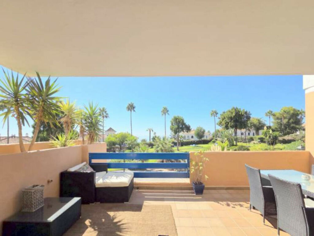 Ground Floor Apartment La Duquesa Málaga - image 17