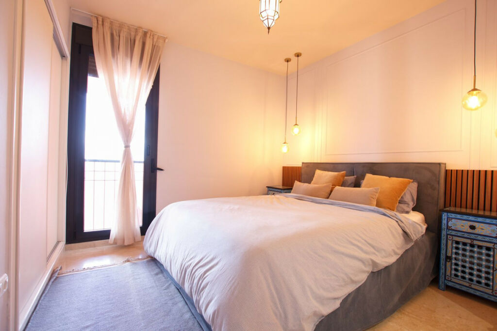 Middle Floor Apartment Calahonda Málaga - image 13