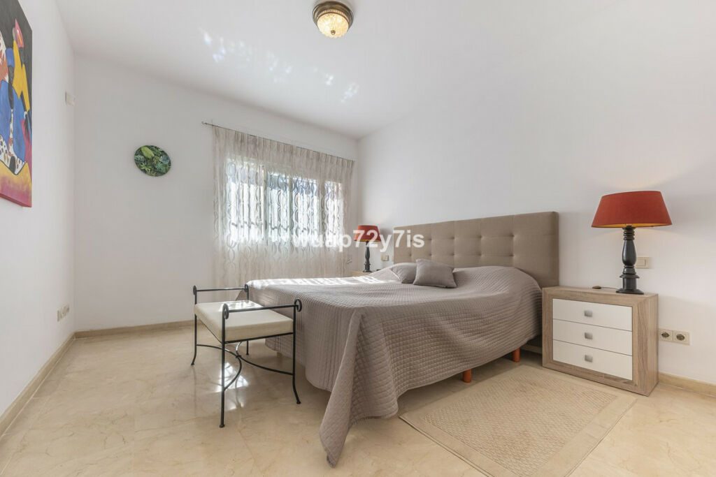 Ground Floor Apartment Estepona Málaga - image 17