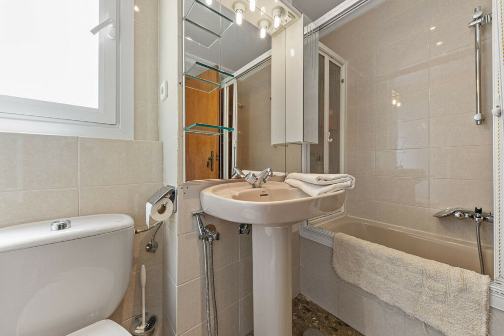 Middle Floor Apartment El Campello Alicante - image 18