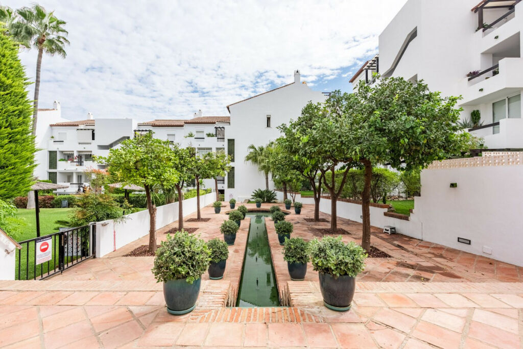 Middle Floor Apartment Bel Air Málaga - image 18