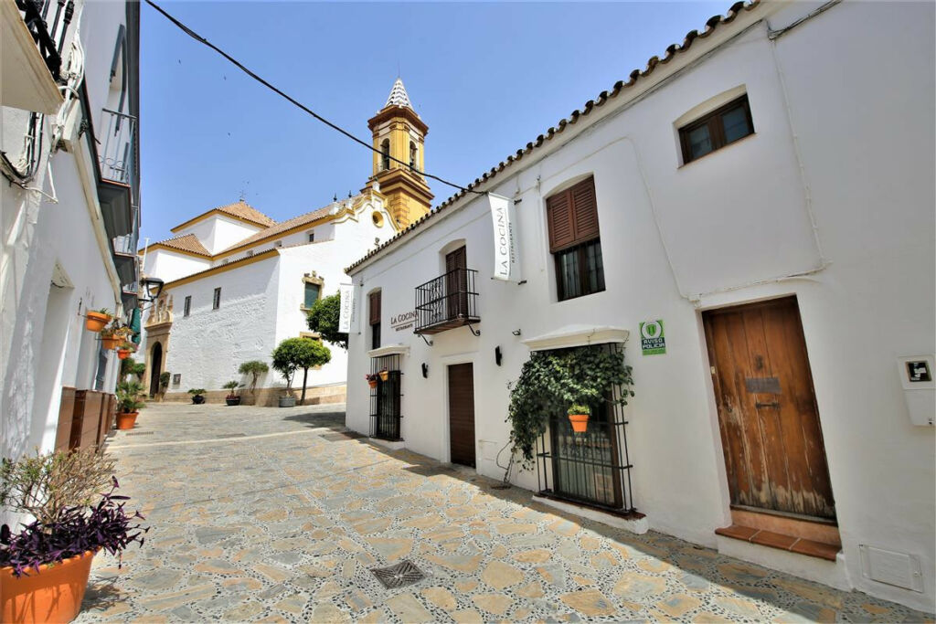Penthouse Estepona Málaga - image 18