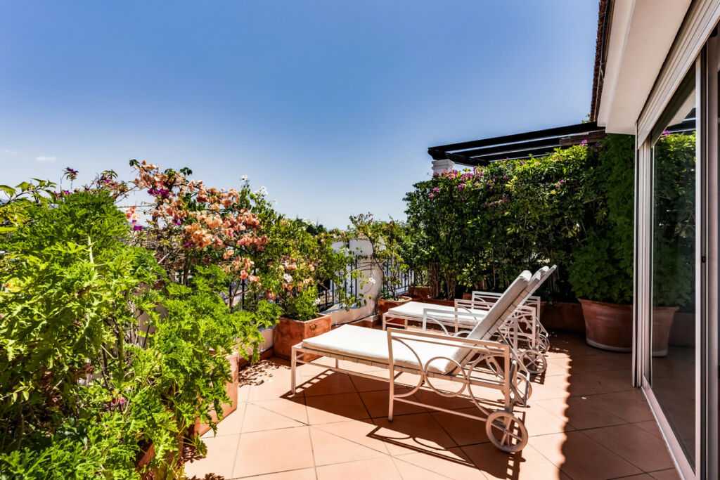 Penthouse Nueva Andalucía Málaga - image 18