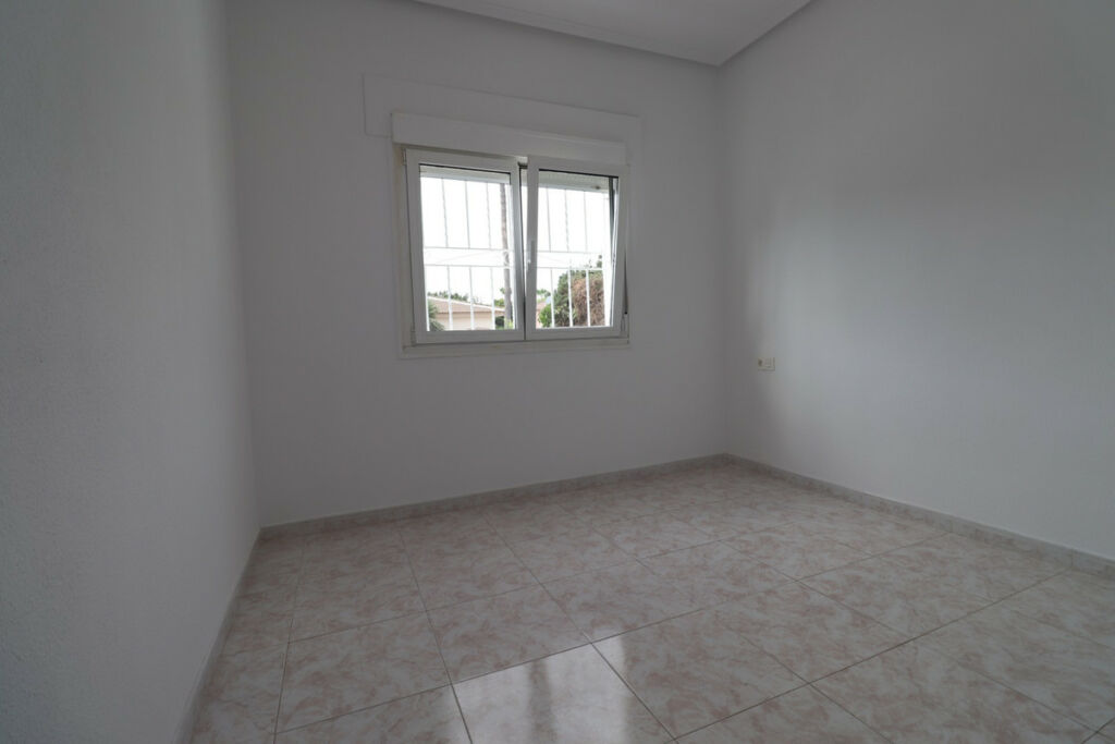 Detached Villa Dona Pepa Alicante - image 18