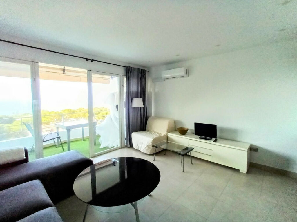Middle Floor Apartment Costabella Málaga - image 18