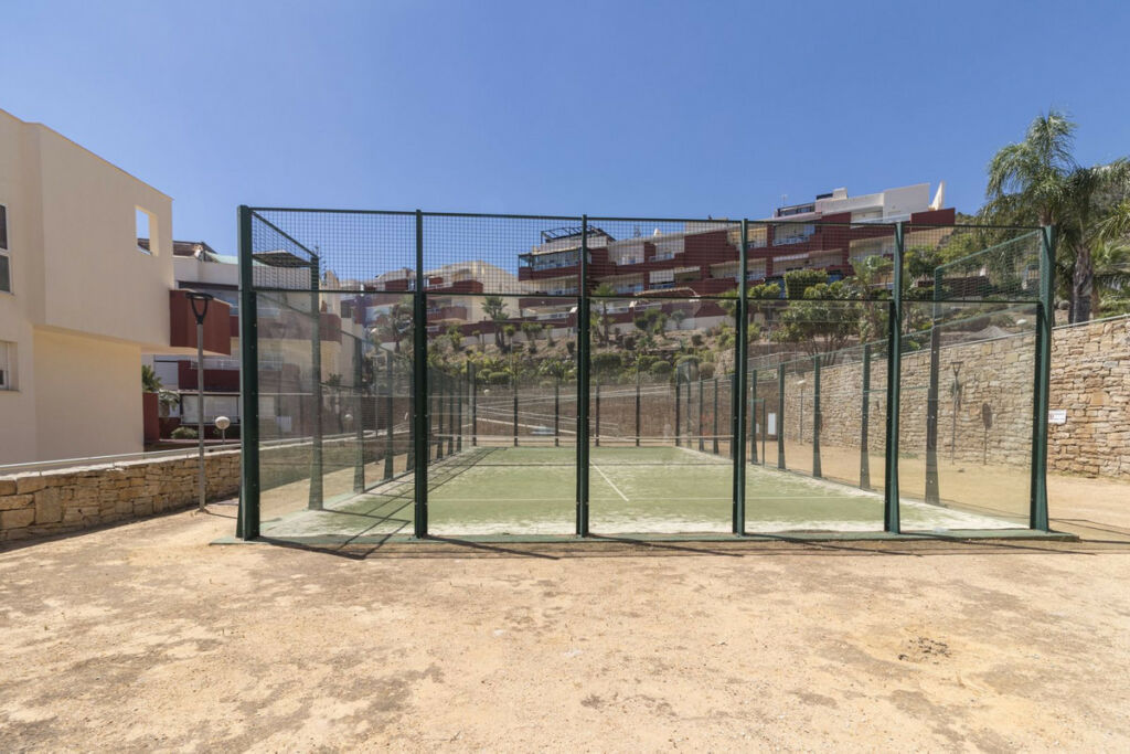 Middle Floor Apartment Benalmadena Málaga - image 18