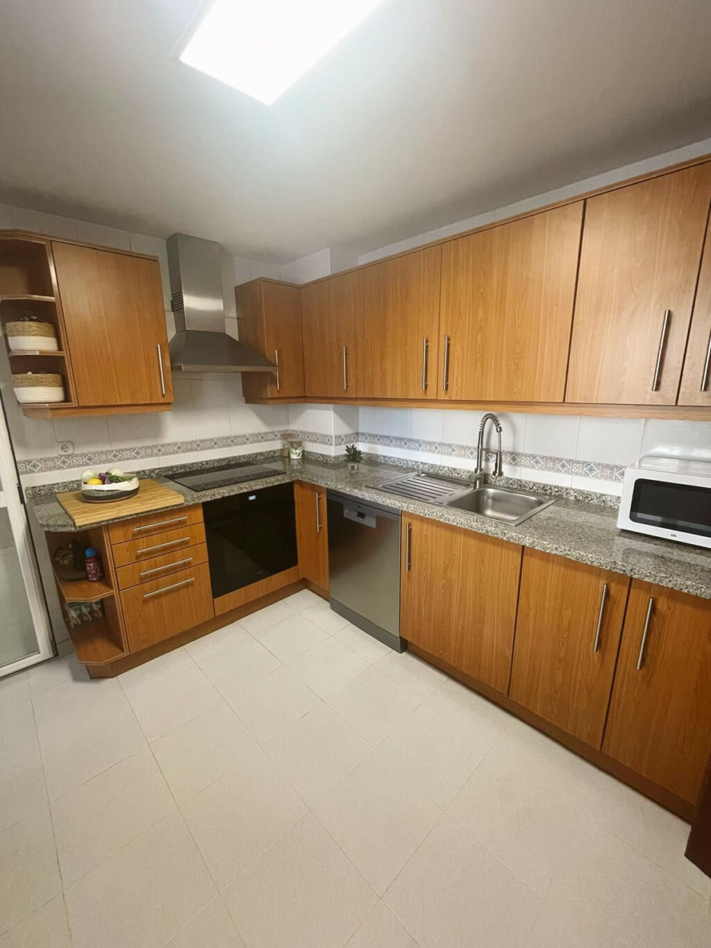 Townhouse Atalaya Málaga - image 18