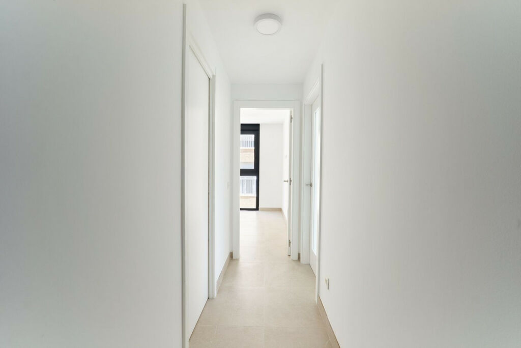Middle Floor Apartment Estepona Málaga - image 18