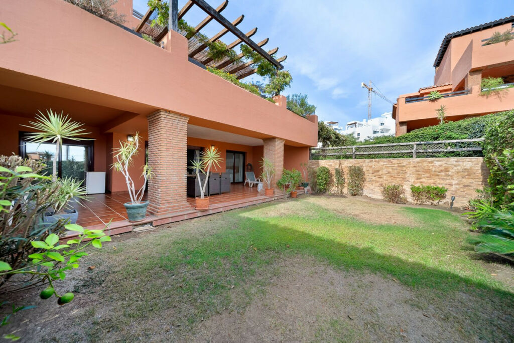 Ground Floor Apartment Casares Málaga - image 18